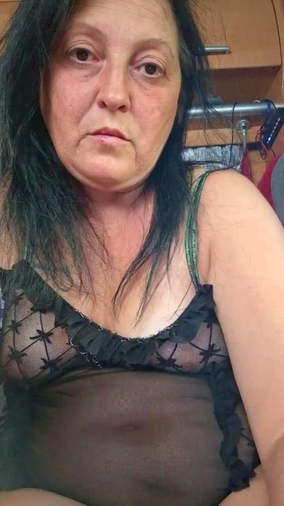 axell58 live cam on Cam4