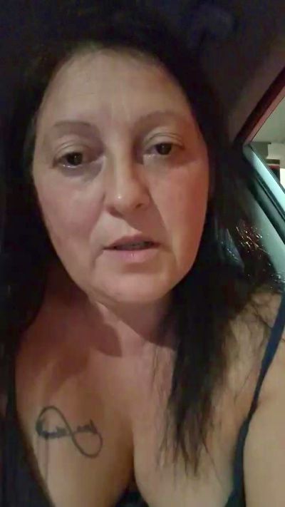 axell58 live cam on Cam4