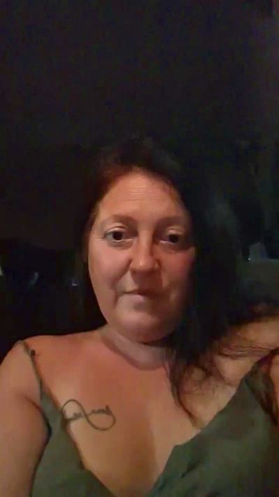 axell58 live cam on Cam4
