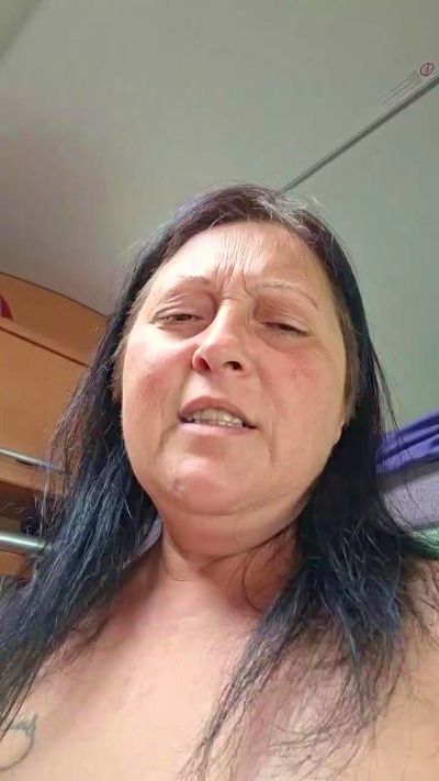 axell58 live cam on Cam4