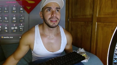 axellbluem live cam on Cam4