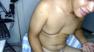axeltrain live cam on Cam4