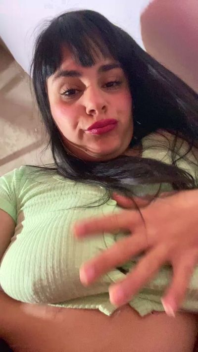 aye225 live cam on Cam4
