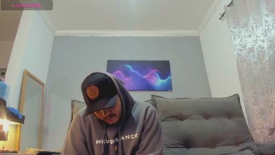 ayjeeem live cam on Cam4