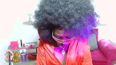 aylany_brunett live cam on Cam4