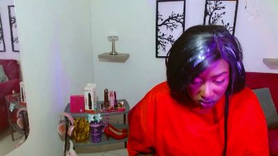 aylany_brunett live cam on Cam4