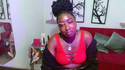 aylany_brunett live cam on Cam4
