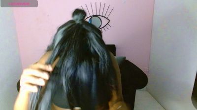 aylany_brunett live cam on Cam4