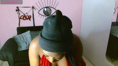 aylany_brunett live cam on Cam4