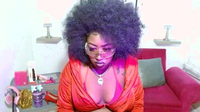aylany_brunett live cam on Cam4