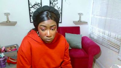 aylany_brunett live cam on Cam4
