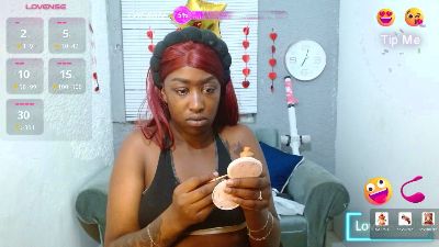 aylany_brunett live cam on Cam4