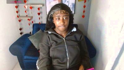aylany_brunett live cam on Cam4