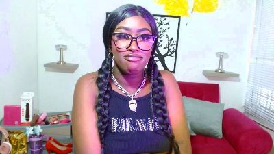 aylany_brunett live cam on Cam4