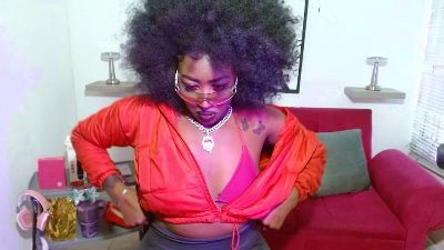 aylany_brunett live cam on Cam4