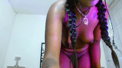 aylany_brunett live cam on Cam4