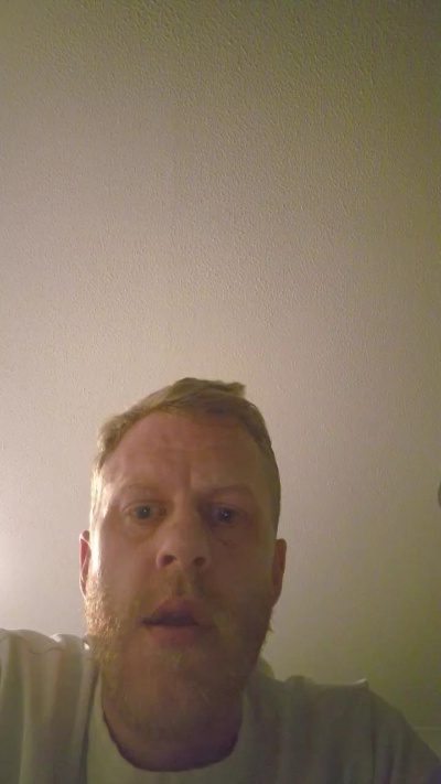 azzad86 live cam on Cam4