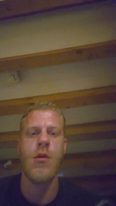azzad86 live cam on Cam4