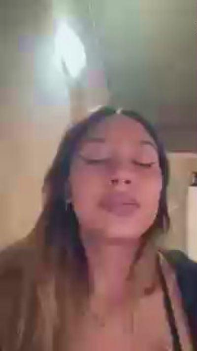 babychiara live cam on Cam4