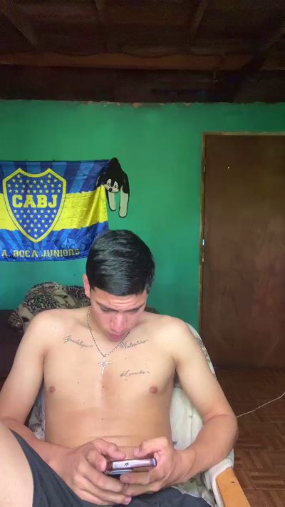 babyface21CM live cam on Cam4