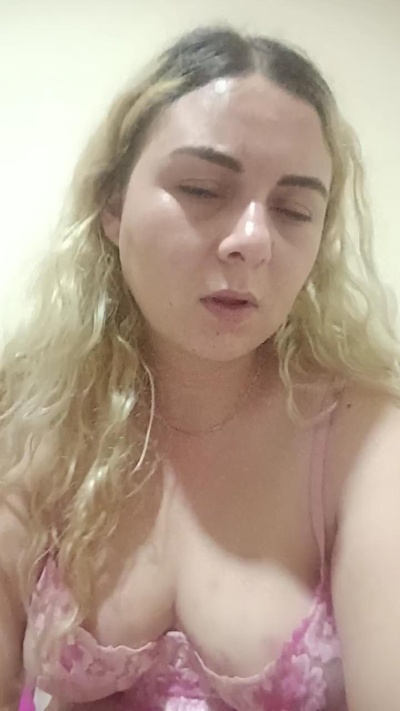 babylina720 live cam on Cam4