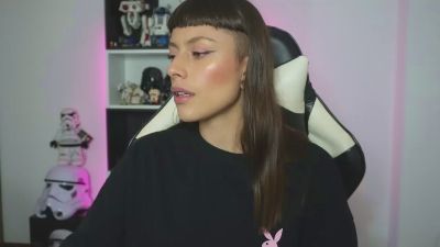 babypinkcatlive live cam on Cam4