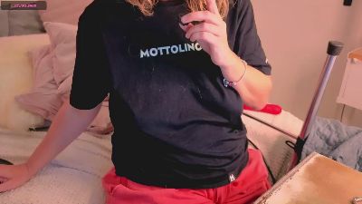 bad_cat live cam on Cam4
