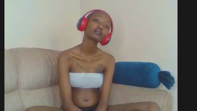 baddie_bunnie live cam on Cam4