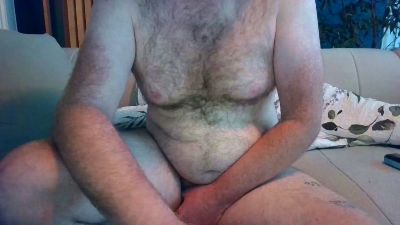 badger69696969 live cam on Cam4