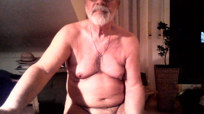 baerenkerl01 live cam on Cam4