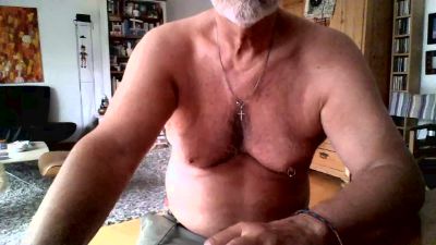 baerenkerl01 live cam on Cam4