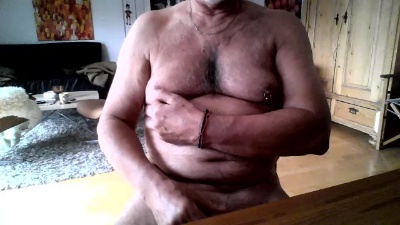 baerenkerl01 live cam on Cam4
