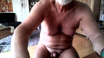 baerenkerl01 live cam on Cam4