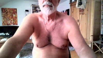 baerenkerl01 live cam on Cam4