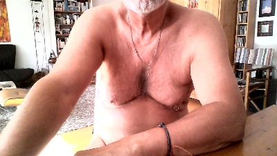 baerenkerl01 live cam on Cam4