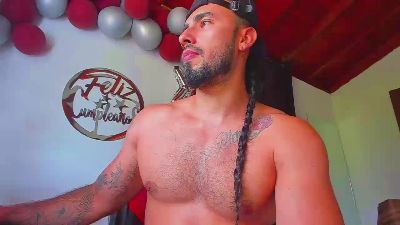 baky_sexy live cam on Cam4