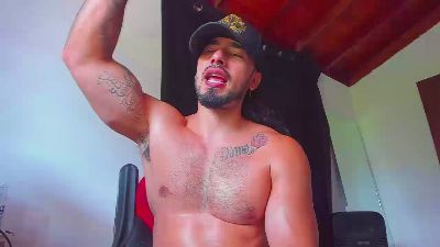 baky_sexy live cam on Cam4
