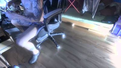 bambam1980 live cam on Cam4