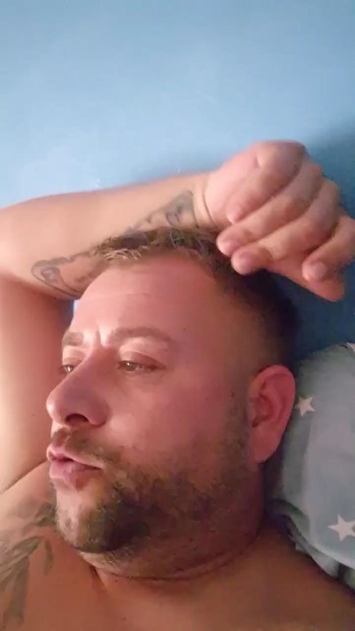 bandidos19 live cam on Cam4