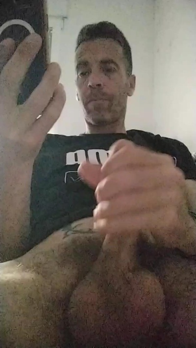 bandy83 live cam on Cam4