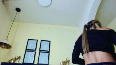 barbie__demon live cam on Cam4