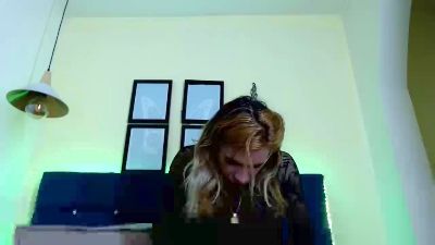 barbie__demon live cam on Cam4