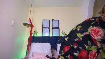 barbie_demon1 live cam on Cam4