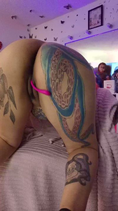 barbiee_doll live cam on Cam4
