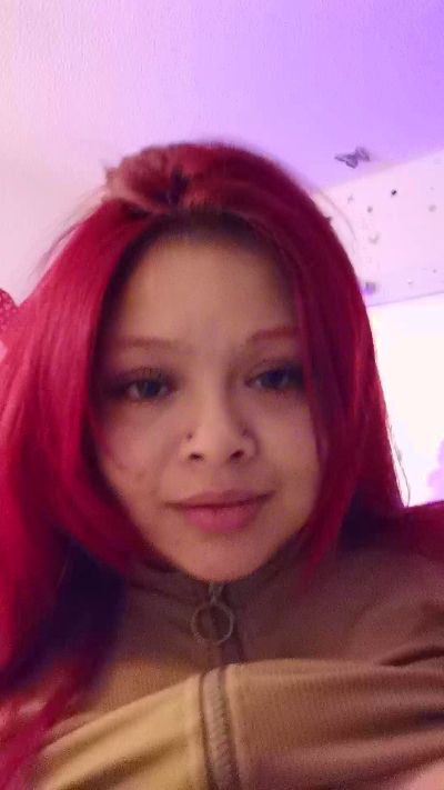barbiee_doll live cam on Cam4