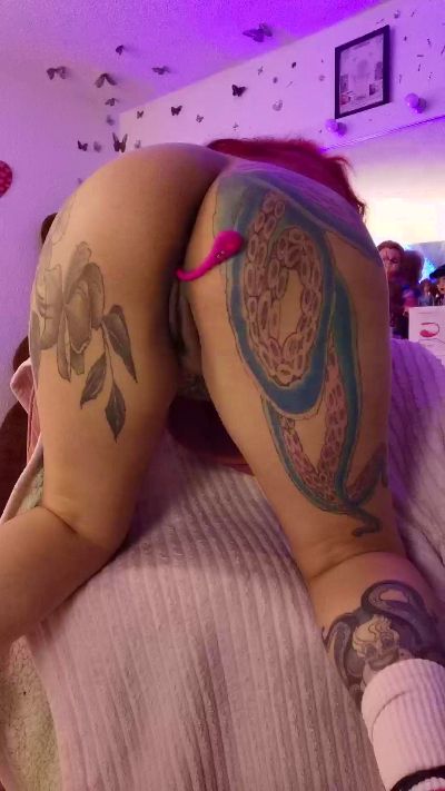 barbiee_doll live cam on Cam4