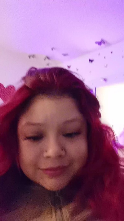 barbiee_doll live cam on Cam4