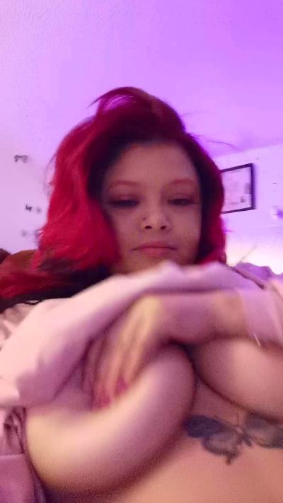 barbiee_doll live cam on Cam4