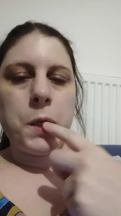 barbielacdescy4 live cam on Cam4