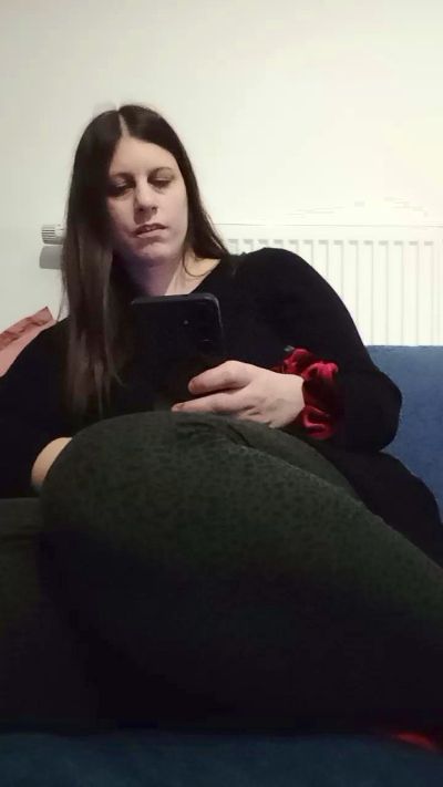 barbielacdescy4 live cam on Cam4